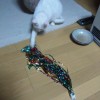 クラッカーのゴミでネコのおもちゃ作った